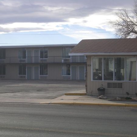 Laramie Valley Inn Bagian luar foto