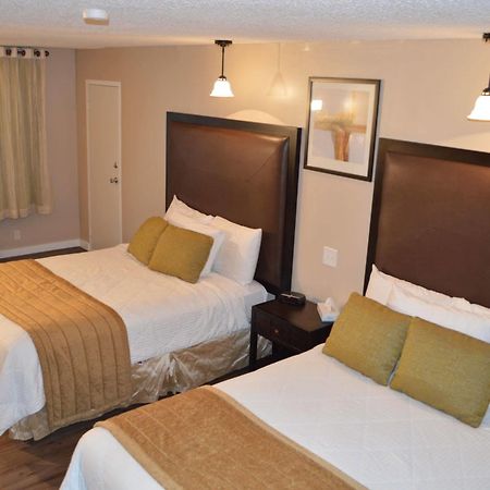Laramie Valley Inn Bagian luar foto